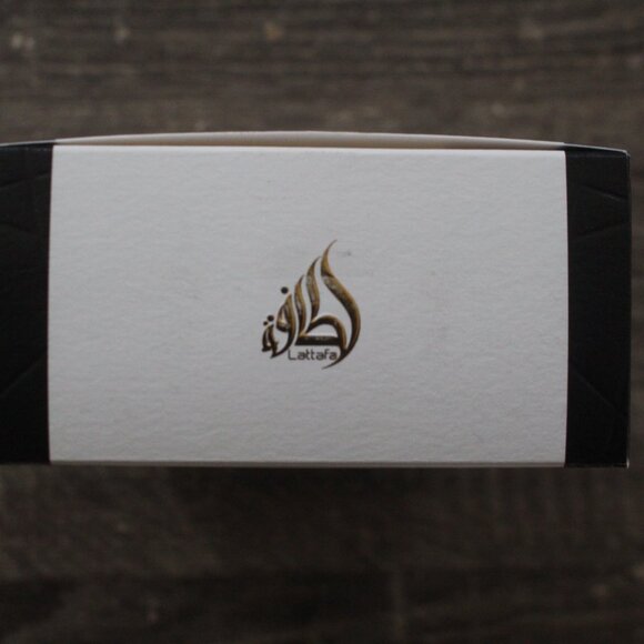 Lataffa Ameer Al Oudh Intense perfume box - Picture 2 of 4